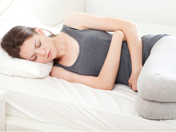 masajul amelioreaza simptomele sindromului premenstrual