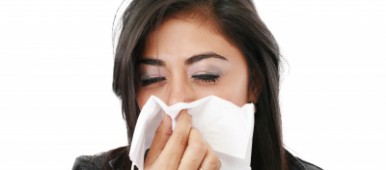 gripa femeie sufla nasul