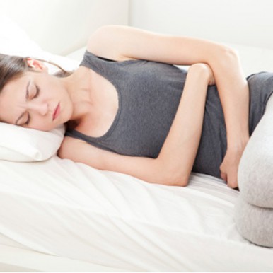 masajul amelioreaza simptomele sindromului premenstrual